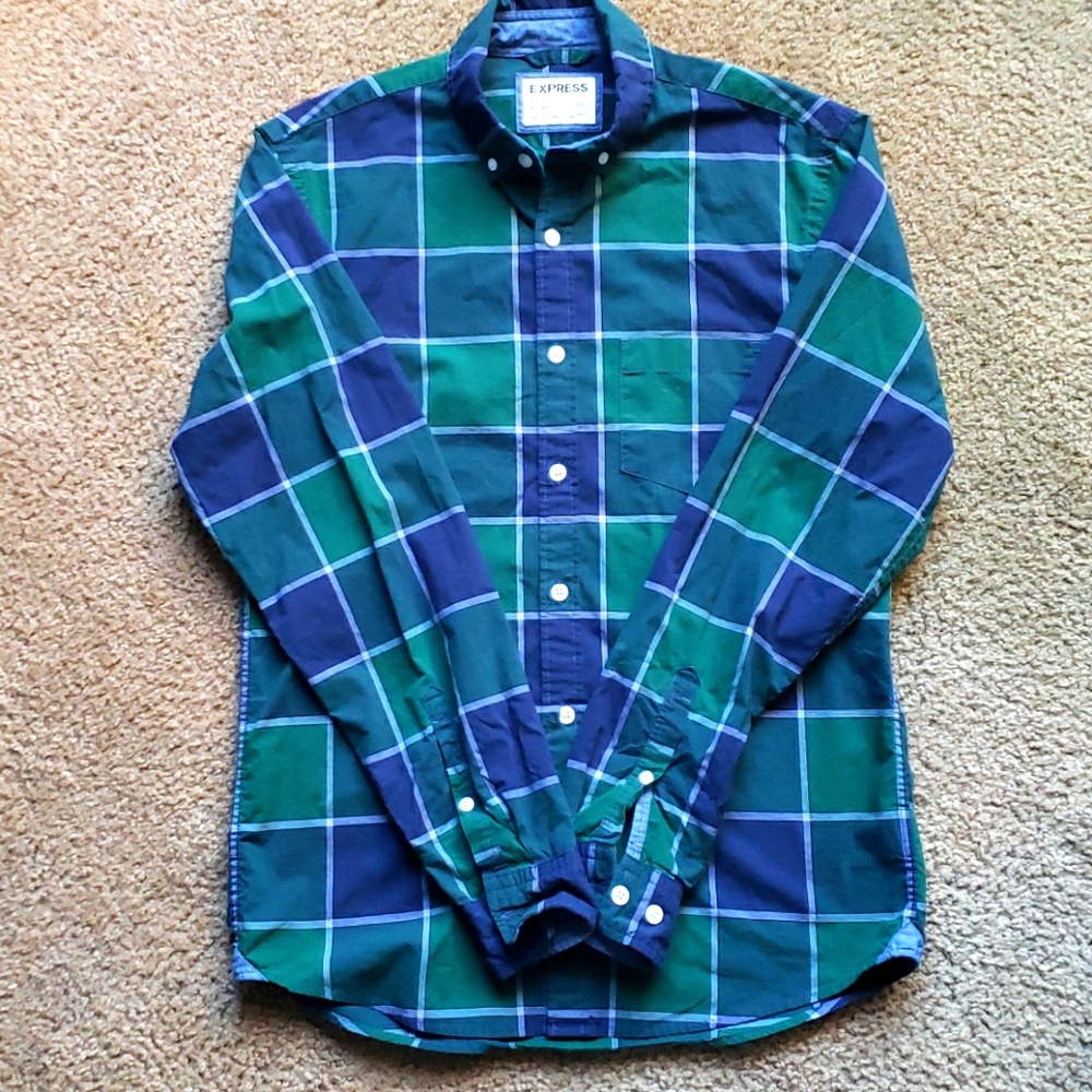Brand New Express mens blue and green button down shirt